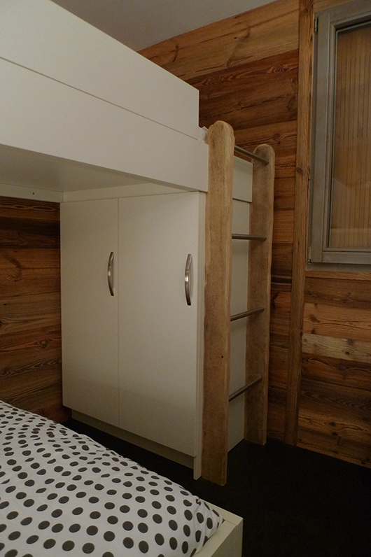 Détail de la réalisation VIEUX BOIS